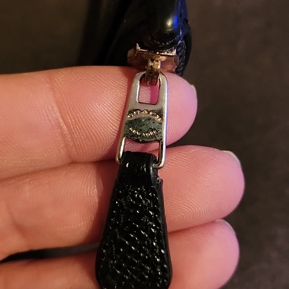 COACH BLACK KEY CLES - Picture 6 of 11
